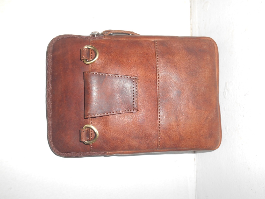Heritage Full-Grain Leather Multipurpose Pouch (Vertical EDC Organizer)